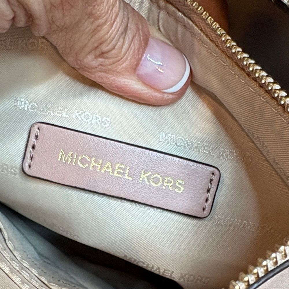 Michael Kors Bag Purse Handbag Leather Cynthia Pink Chain Satchel Pocketbook - Picture 11 of 16